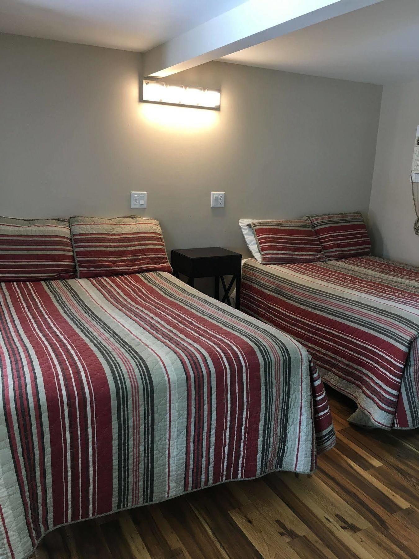 Emerald Isle Inn - Hampton Bagian luar foto
